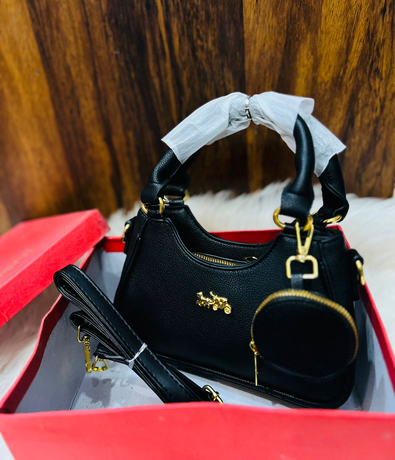 Handbags👜