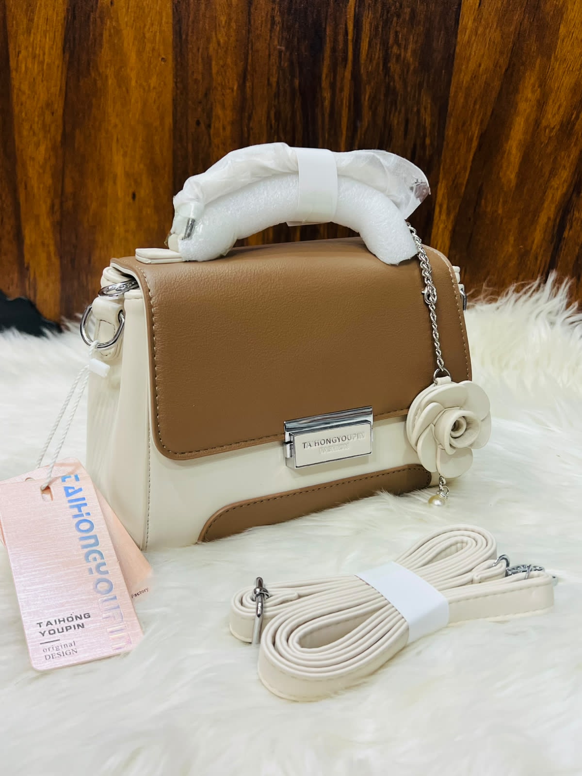 Handbags👜