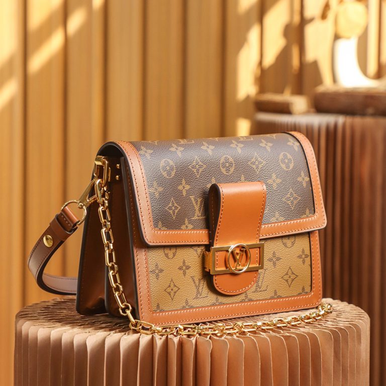 Handbags👜