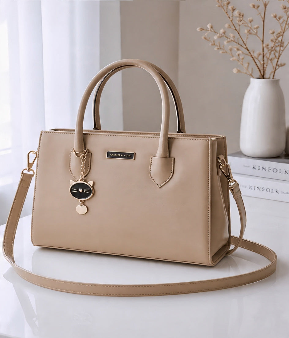 Handbags👜